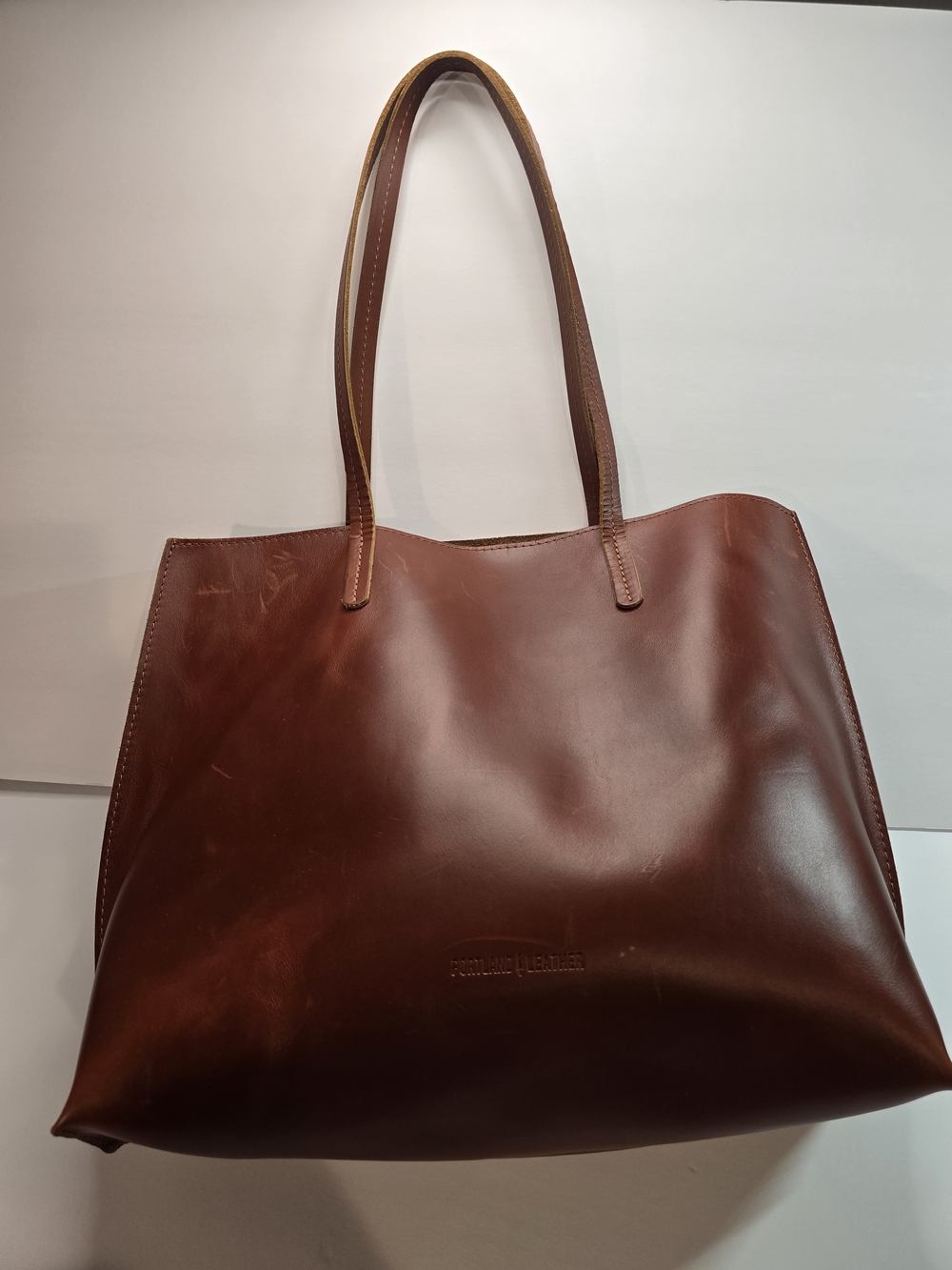 Smooth Madrone Leather Tote with Long Shoulder Straps - Picture 2 of 10